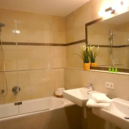 Alpin & 公寓 滨湖采尔